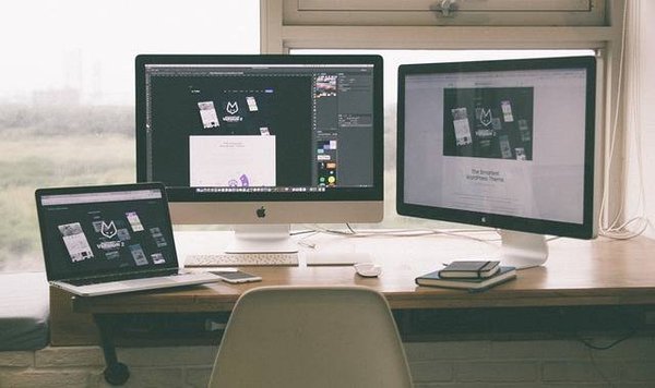 Les avantages de l'achat en ligne d'accessoires et de logiciels informatiques pour votre entreprise